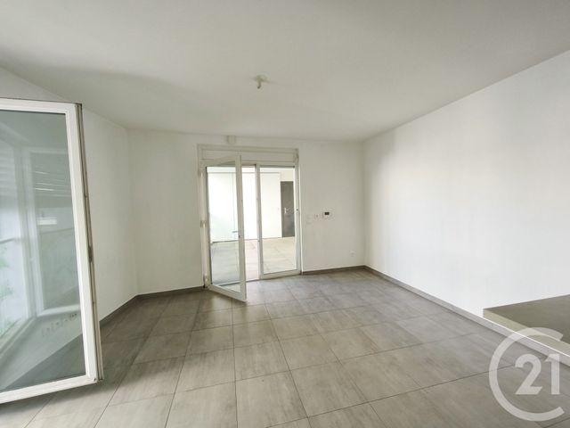 Appartement T3 à vendre - 3 pièces - 53.5 m2 - TOULON - 83 - PROVENCE-ALPES-COTE-D-AZUR - Century 21 Le Rocher