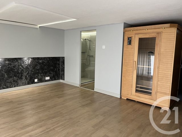 Appartement Duplex à louer - 2 pièces - 62.48 m2 - TOULON - 83 - PROVENCE-ALPES-COTE-D-AZUR - Century 21 Le Rocher
