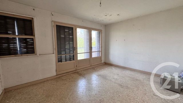 Appartement T4 à vendre - 4 pièces - 67.0 m2 - LA GARDE - 83 - PROVENCE-ALPES-COTE-D-AZUR - Century 21 Le Rocher