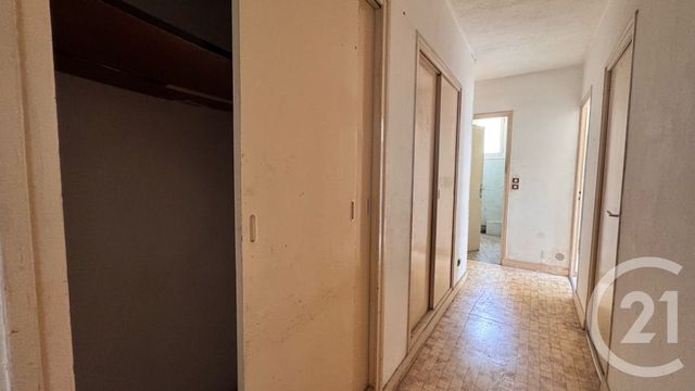 Appartement T4 à vendre - 4 pièces - 67.0 m2 - LA GARDE - 83 - PROVENCE-ALPES-COTE-D-AZUR - Century 21 Le Rocher