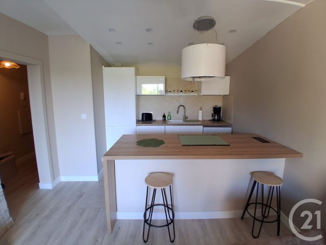 Appartement F2 à louer - 2 pièces - 34.7 m2 - LA VALETTE DU VAR - 83 - PROVENCE-ALPES-COTE-D-AZUR - Century 21 Le Rocher