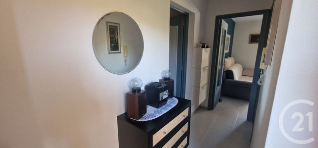 Appartement à vendre - 2 pièces - 35.4 m2 - LA GARDE - 83 - PROVENCE-ALPES-COTE-D-AZUR - Century 21 Le Rocher