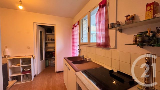 Appartement F1 bis à vendre - 2 pièces - 47.04 m2 - LA GARDE - 83 - PROVENCE-ALPES-COTE-D-AZUR - Century 21 Le Rocher