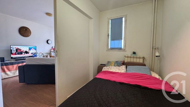 Appartement F1 bis à vendre - 2 pièces - 47.04 m2 - LA GARDE - 83 - PROVENCE-ALPES-COTE-D-AZUR - Century 21 Le Rocher