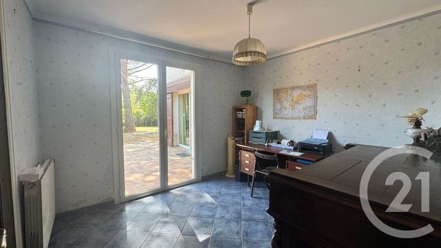 maison à vendre - 8 pièces - 216.0 m2 - LA GARDE - 83 - PROVENCE-ALPES-COTE-D-AZUR - Century 21 Le Rocher