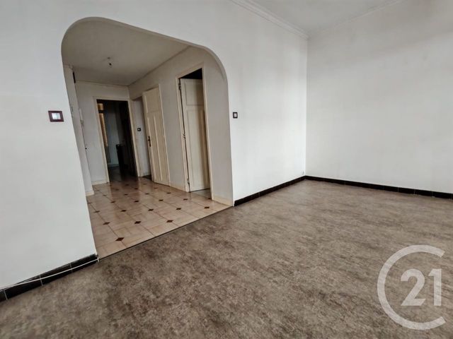 Appartement F2 à vendre - 2 pièces - 66.55 m2 - TOULON - 83 - PROVENCE-ALPES-COTE-D-AZUR - Century 21 Le Rocher