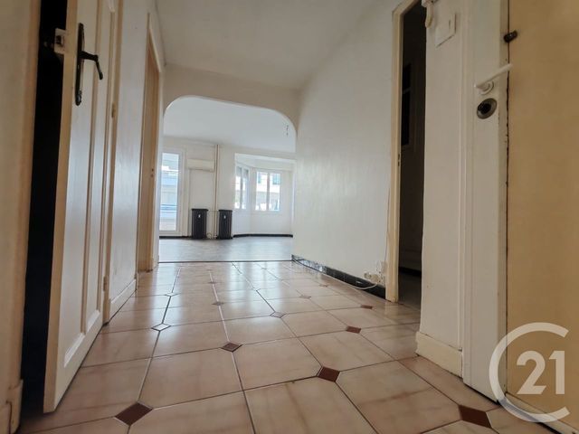 Appartement F2 à vendre - 2 pièces - 66.55 m2 - TOULON - 83 - PROVENCE-ALPES-COTE-D-AZUR - Century 21 Le Rocher