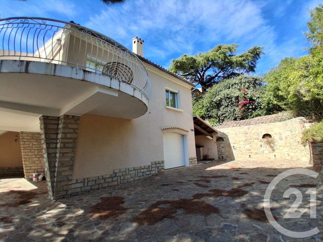 maison à louer - 8 pièces - 197.25 m2 - LA GARDE - 83 - PROVENCE-ALPES-COTE-D-AZUR - Century 21 Le Rocher
