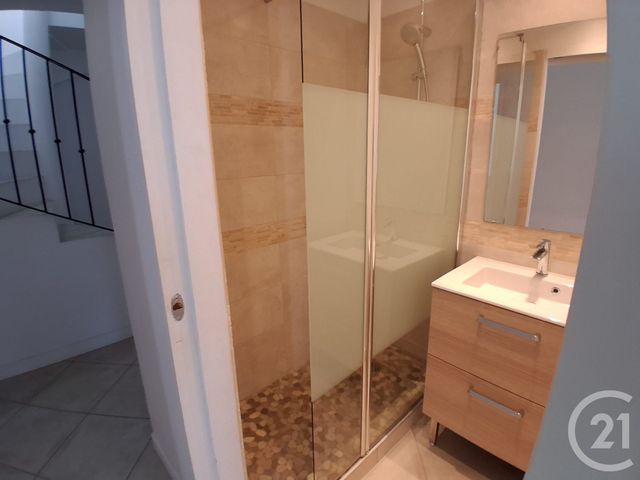 maison à louer - 8 pièces - 197.25 m2 - LA GARDE - 83 - PROVENCE-ALPES-COTE-D-AZUR - Century 21 Le Rocher