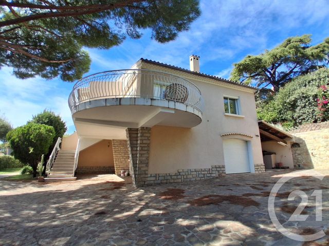 maison à louer - 8 pièces - 197.25 m2 - LA GARDE - 83 - PROVENCE-ALPES-COTE-D-AZUR - Century 21 Le Rocher