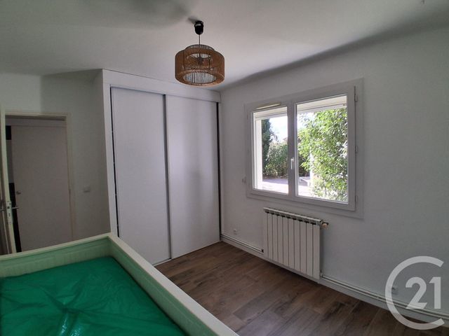 maison à louer - 8 pièces - 197.25 m2 - LA GARDE - 83 - PROVENCE-ALPES-COTE-D-AZUR - Century 21 Le Rocher