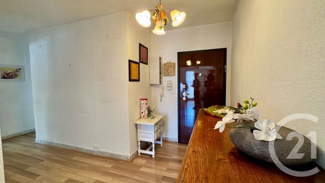 Appartement F5 à vendre - 5 pièces - 92.03 m2 - LA GARDE - 83 - PROVENCE-ALPES-COTE-D-AZUR - Century 21 Le Rocher