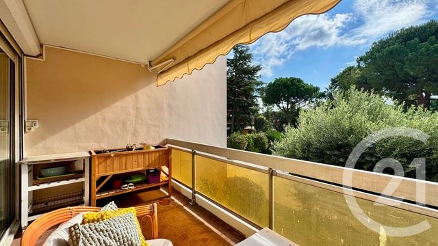 Appartement F5 à vendre - 5 pièces - 92.03 m2 - LA GARDE - 83 - PROVENCE-ALPES-COTE-D-AZUR - Century 21 Le Rocher