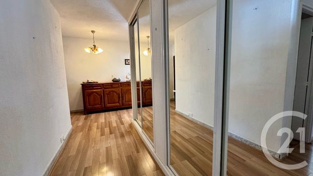 Appartement F5 à vendre - 5 pièces - 92.03 m2 - LA GARDE - 83 - PROVENCE-ALPES-COTE-D-AZUR - Century 21 Le Rocher
