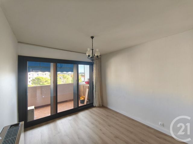 Appartement T3 à louer - 4 pièces - 66.38 m2 - LA GARDE - 83 - PROVENCE-ALPES-COTE-D-AZUR - Century 21 Le Rocher