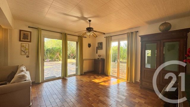 maison à vendre - 8 pièces - 216.0 m2 - LA GARDE - 83 - PROVENCE-ALPES-COTE-D-AZUR - Century 21 Le Rocher