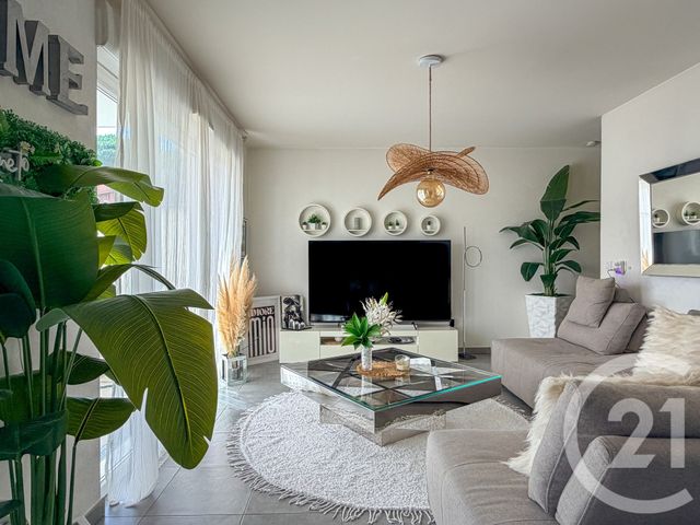 Appartement F2 à vendre - 2 pièces - 47.13 m2 - LA VALETTE DU VAR - 83 - PROVENCE-ALPES-COTE-D-AZUR - Century 21 Le Rocher