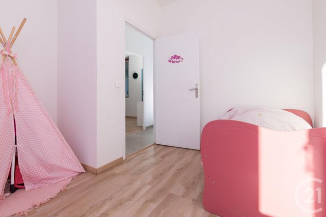 Afficher la photo en grand maison à vendre - 5 pièces - 117.21 m2 - LA GARDE - 83 - PROVENCE-ALPES-COTE-D-AZUR - Century 21 Le Rocher