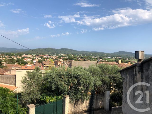 Afficher la photo en grand terrain à vendre - 414.0 m2 - CUERS - 83 - PROVENCE-ALPES-COTE-D-AZUR - Century 21 Le Rocher