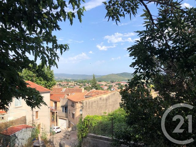 Afficher la photo en grand terrain à vendre - 414.0 m2 - CUERS - 83 - PROVENCE-ALPES-COTE-D-AZUR - Century 21 Le Rocher
